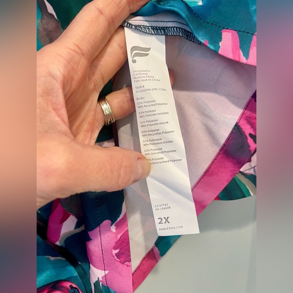 Fabletics Button Down Pajama Top-Painted Tulips-Size 2X-New with Tags - Picture 10 of 10